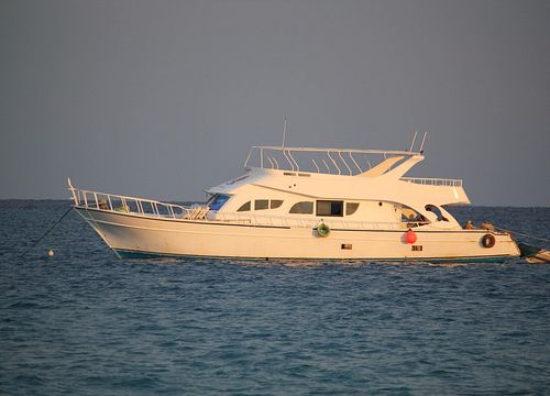 VIP Bootstour ab Makadi Bay: Privater Inselausflug mit Schnorcheln inkl. Mittagessen