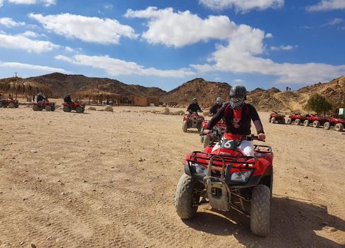 Super Safari Marsa Alam: Wüstentour, 4x4-Jeep, Quad fahren & Kamelritt